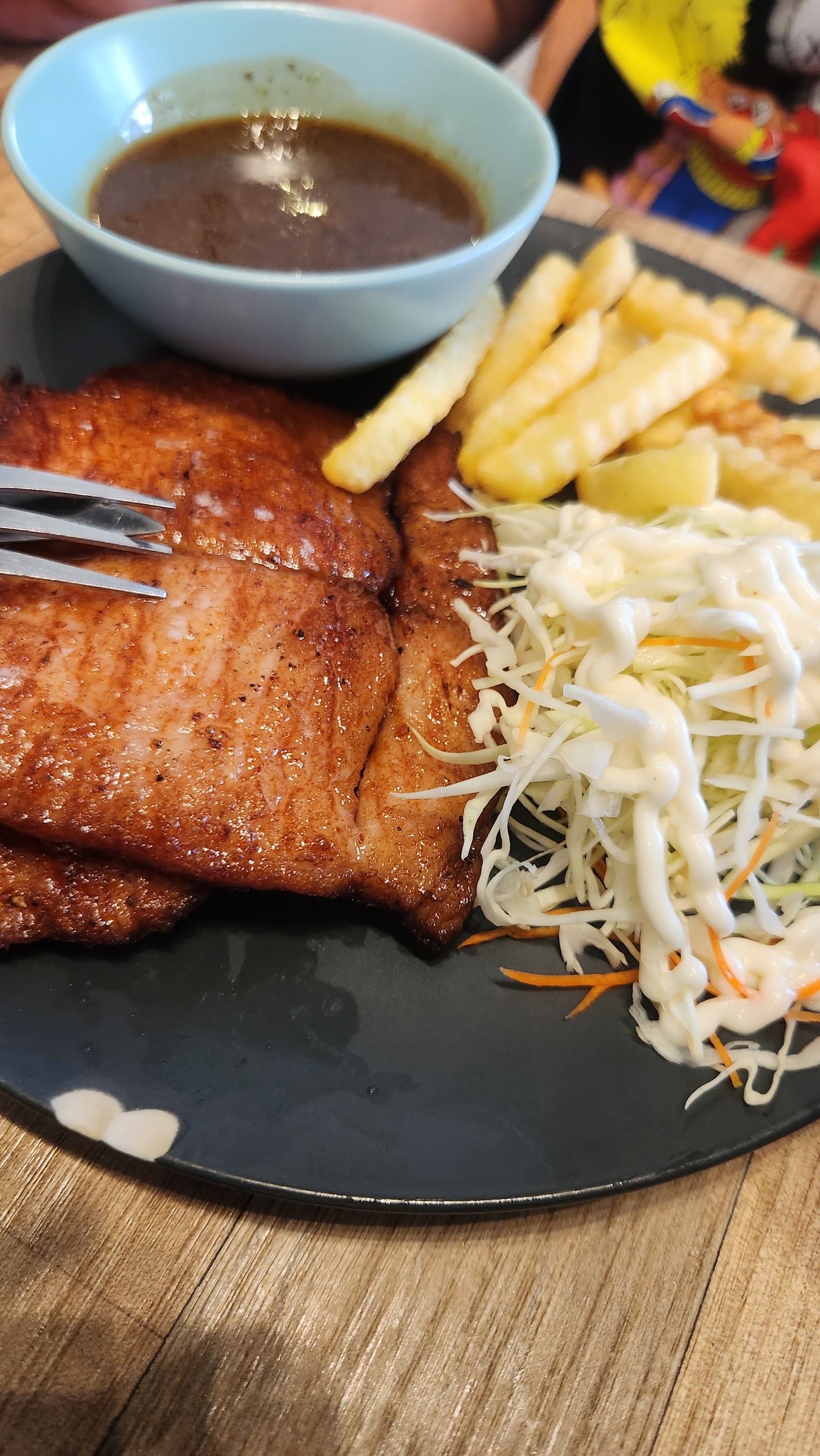 HONEY GRILLED PORK LOIN CHOP 蜜汁香煎猪肉扒